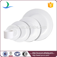 Simple And Classic Solid Color White Ceramic Dinnerware